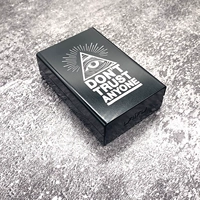 Темно -серые глаза