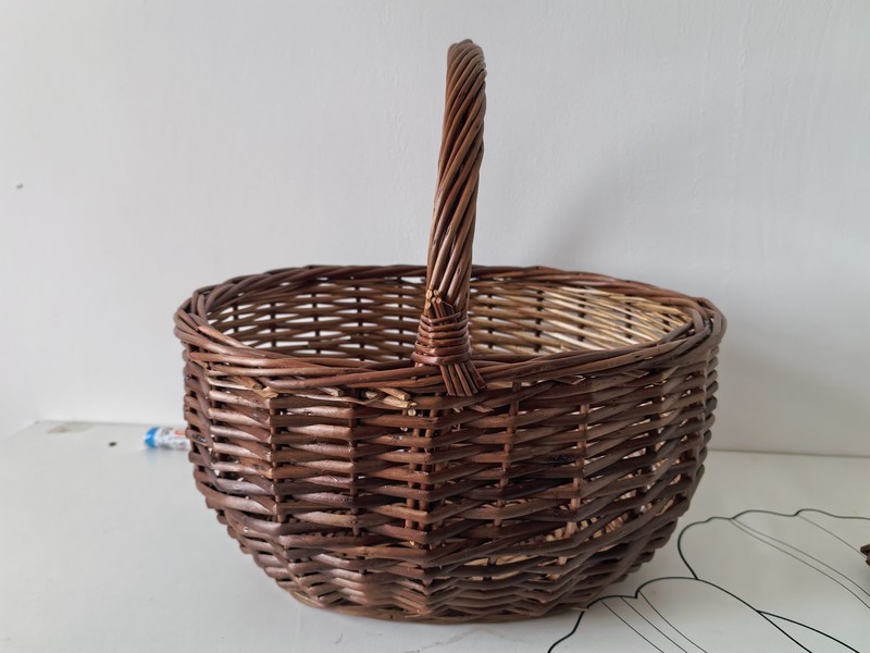 Rattan, Wicker, and Straw Baskets with Handles, Egg Baskets, Gift Baskets, Bamboo Storage Baskets, Storage Baskets, Shopping Baskets, Fruit Baskets Rattan, Wicker, and Straw Baskets with Handles, Egg Baskets, Gift Baskets, Bamboo Storage Baskets, Storage Baskets, Shopping Baskets, Fruit Baskets
