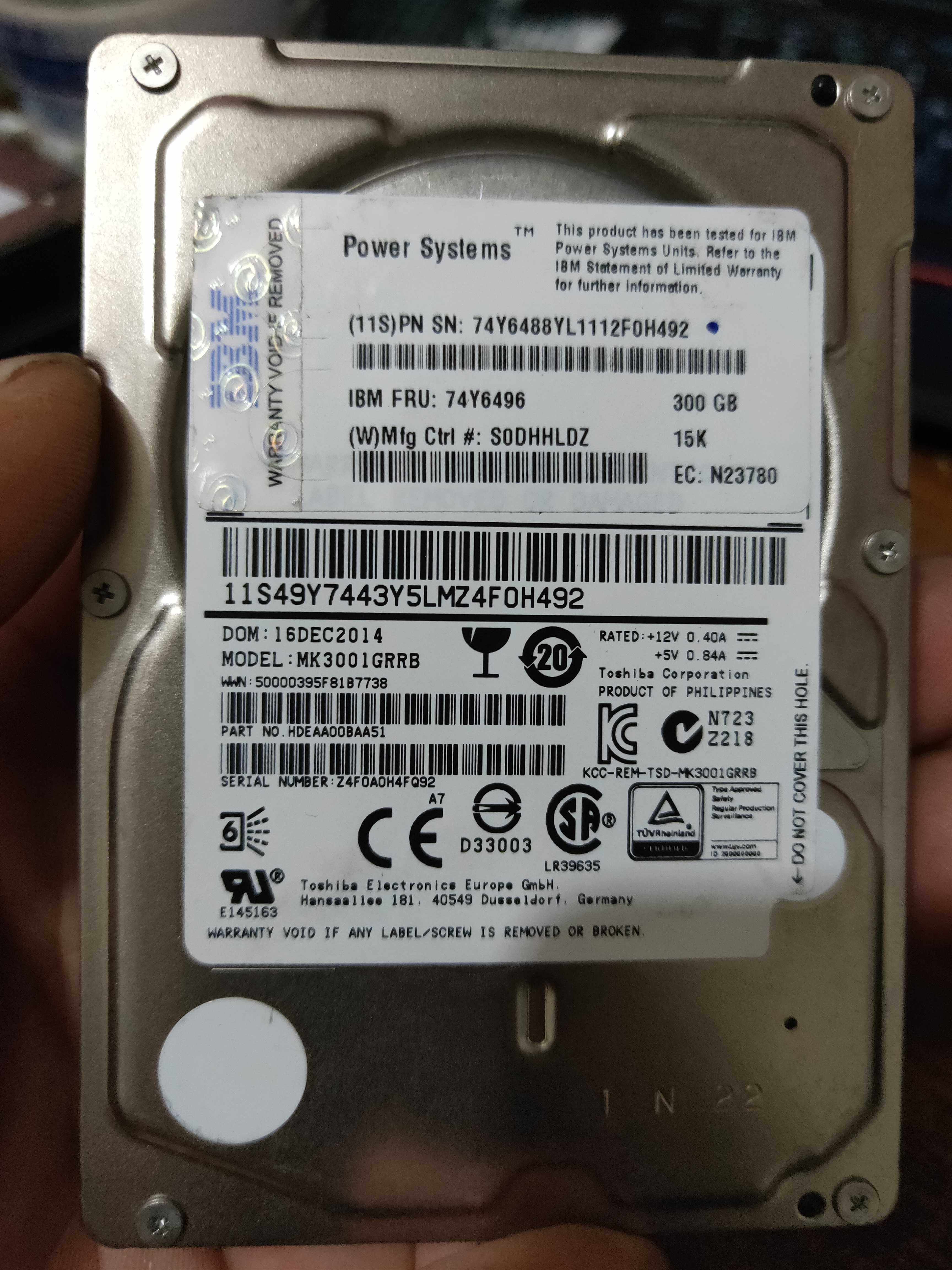 IBM P7 74Y6496 74Y6486 300G 74Y6486 15K SAS 2 5 hard discs to color new