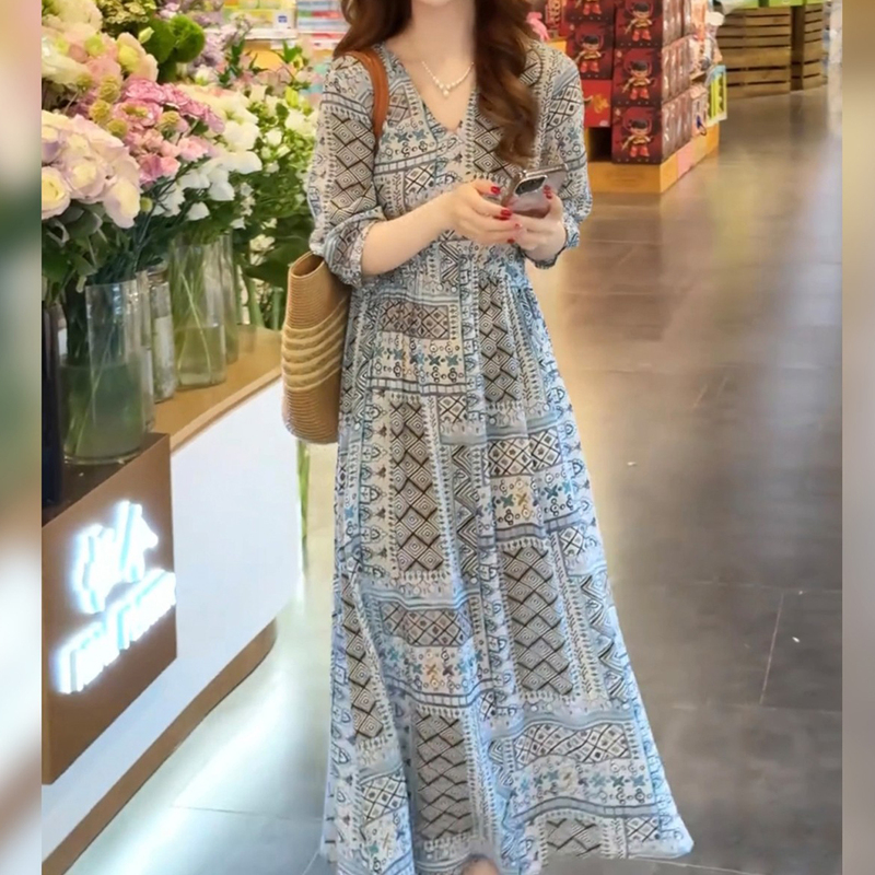 Tencel Ramie French-Style Dress for Women, New Summer Fashion, High-End Elegant, Waist-Cinching, Slimming V-Neck Printed A-Line Dress Tencel Ramie French-Style Dress for Women, New Summer Fashion, High-End Elegant, Waist-Cinching, Slimming V-Neck Printed A-Line Dress