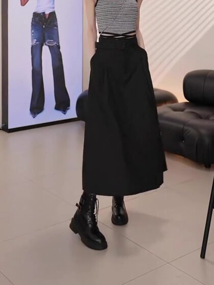 夏季韩版黑色半身裙女2025新款时尚高腰显瘦设计感A字休闲中长裙