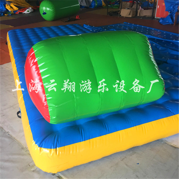 Taekwondo bơm hơi phía sau trên đạo cụ Thiết bị kim cương hình trụ Backflip Thiết bị đệm khí - Taekwondo / Võ thuật / Chiến đấu dụng cụ tập boxing tại nhà