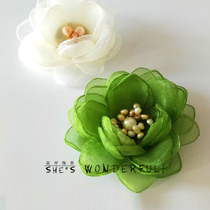 Original Korean brooch elegant big flower Pearl Magnet No Trace does not hurt clothing corsage dress skirt decoration