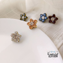 Korean magnet without trace brooch corsage brooch Joker zircon flower anti-light pin collar womens coat skirt accessories