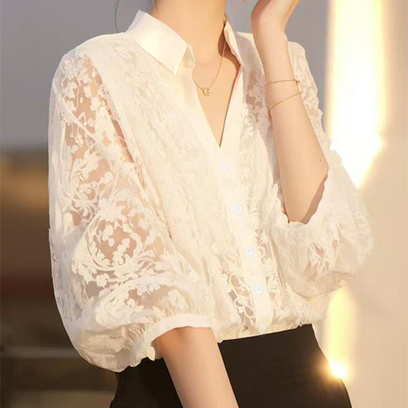 本物のブラザーの新作2025年夏軽やかで高級感のある中空七分袖レースシャツ、女性用高級ファッショナブルシャツ