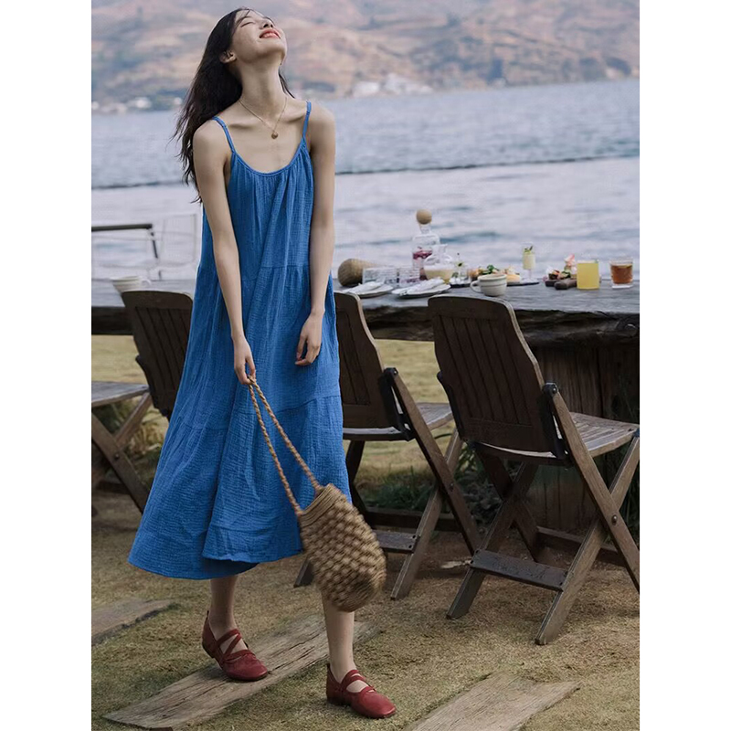 Summer New Style Mori Girl Japanese Blue Suspender Dress with Large Flared Skirt, French Niche Vacation Dress