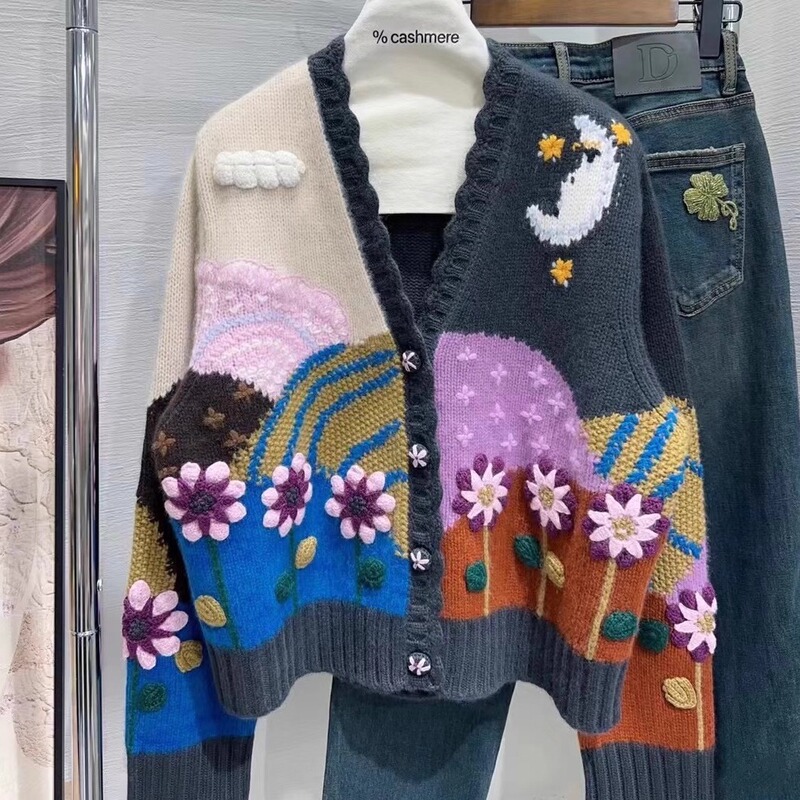 Exquisite Hand-Embroidered Loose Sweater, Heavy-Duty Thickened, Soft and Cozy, Lazy Style Knitted Cardigan for Women, New Autumn and Winter Model Exquisite Hand-Embroidered Loose Sweater, Heavy-Duty Thickened, Soft and Cozy, Lazy Style Knitted Cardigan for Women, New Autumn and Winter Model