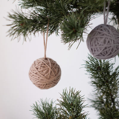 Korean-style 5CM woolen ball INS Christmas tree pendant DIY material accessories, brown, red and white Maillard arrangement
