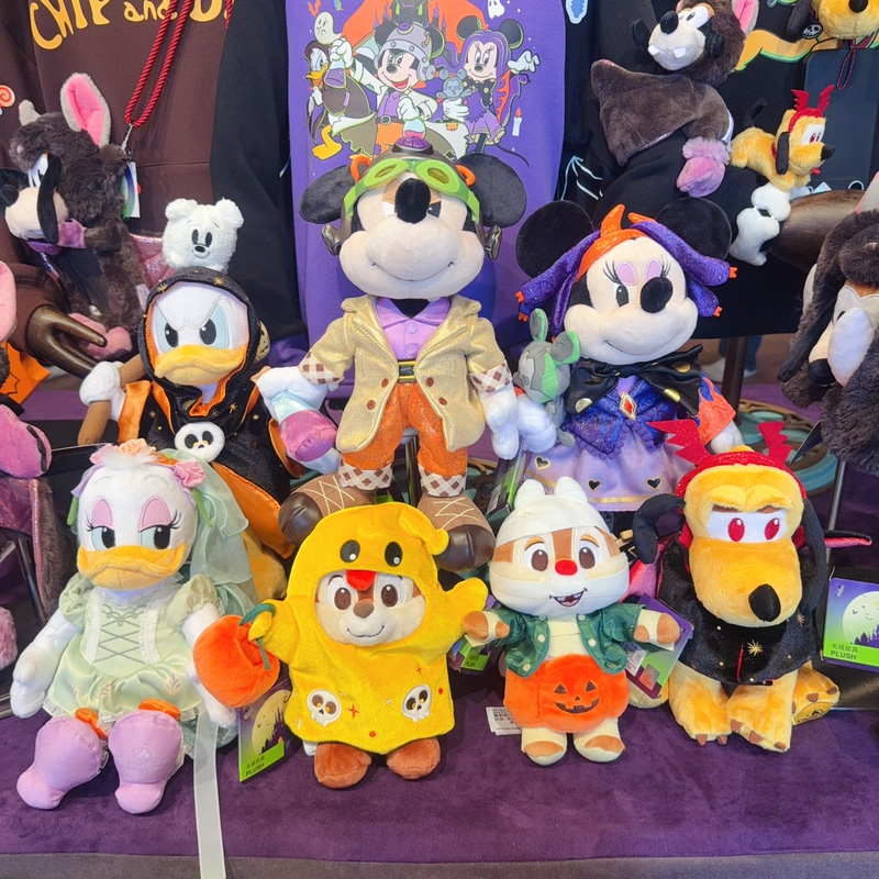 Shanghai Disney Domestic Edition 26 Halloween Mickey, Minnie, Donald Duck, Goofy Plush Toy Keychain Gift