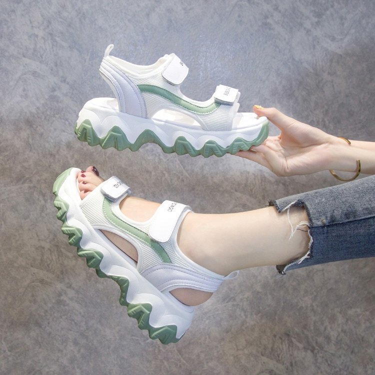 Thick-Soled Sports Sandals for Women 2026 New Summer Versatile Fairy Style Student Flat Beach Roman Shoes Trendy