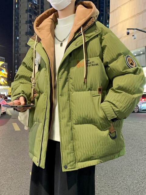Down jacket men's 2025 new 15-year-old youth winter warm jacket boy 13-year-old student 16-year-old children's bread jacket