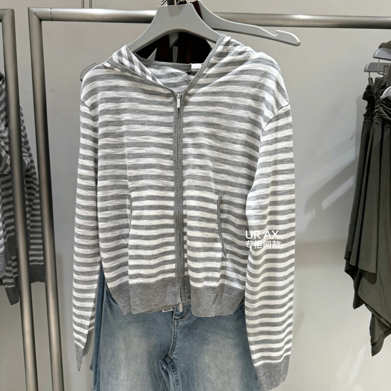Urax2026 New Autum Women's Trendy Color-Blocking Lyocell Striped Zipper Hooded Knitted Cardigan Top Urax2026 New Autum Women's Trendy Color-Blocking Lyocell Striped Zipper Hooded Knitted Cardigan Top