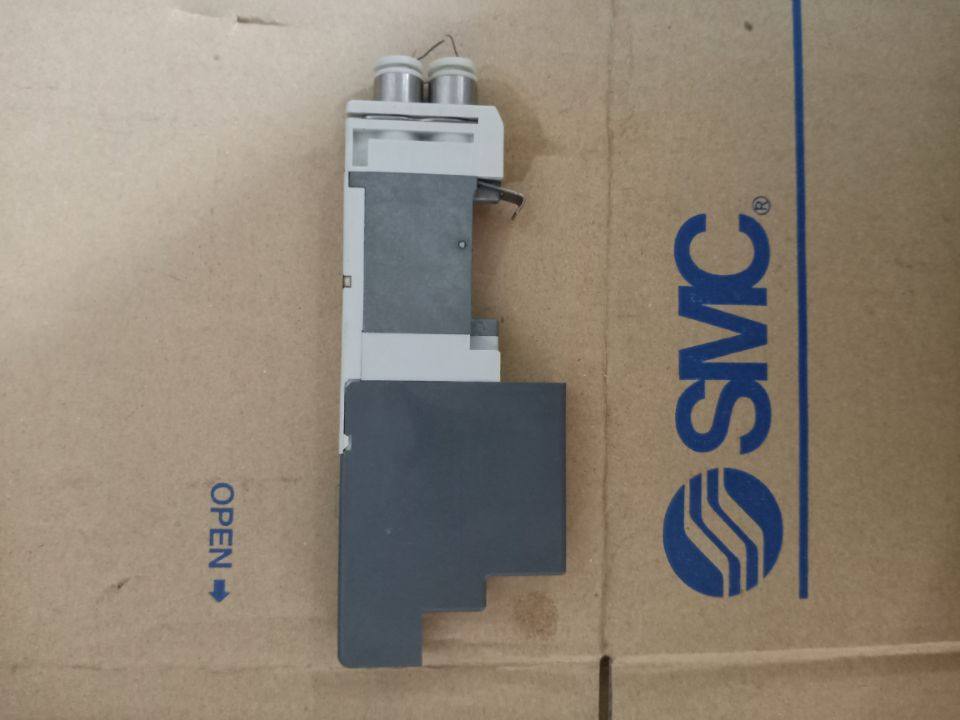 New spot SMC solenoid valve SQ1241DRY-5LB-C6-B SQ1241DRY-5LB SQ1241DRY-5LB-C4-B