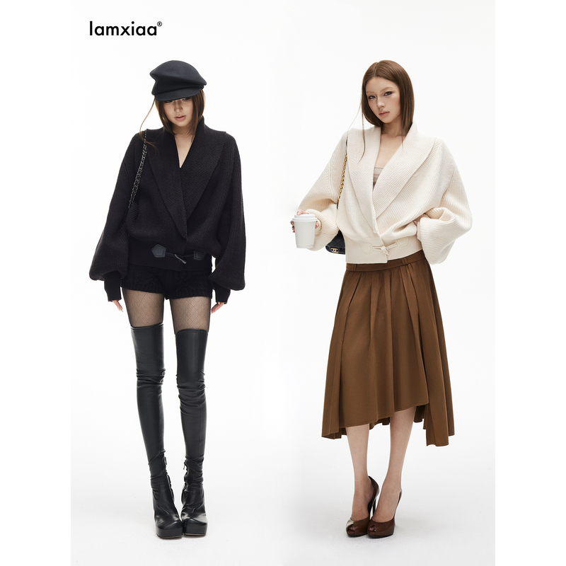 Iamxiaa* Vertical Ribbed Green Fruit Collar Overlapping Placket Toggle Button Lantern Sleeve Loose White & Black Sweater