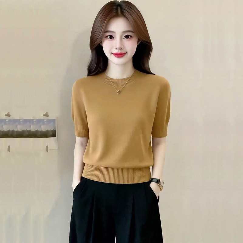 Five-Point Short-Sleeved Ice Silk T-Shirt for Women, Summer Solid Color Casual Round Neck Top, Stylish Loose Fit, Age-Reducing Thin Knit Shirt Five-Point Short-Sleeved Ice Silk T-Shirt for Women, Summer Solid Color Casual Round Neck Top, Stylish Loose Fit, Age-Reducing Thin Knit Shirt