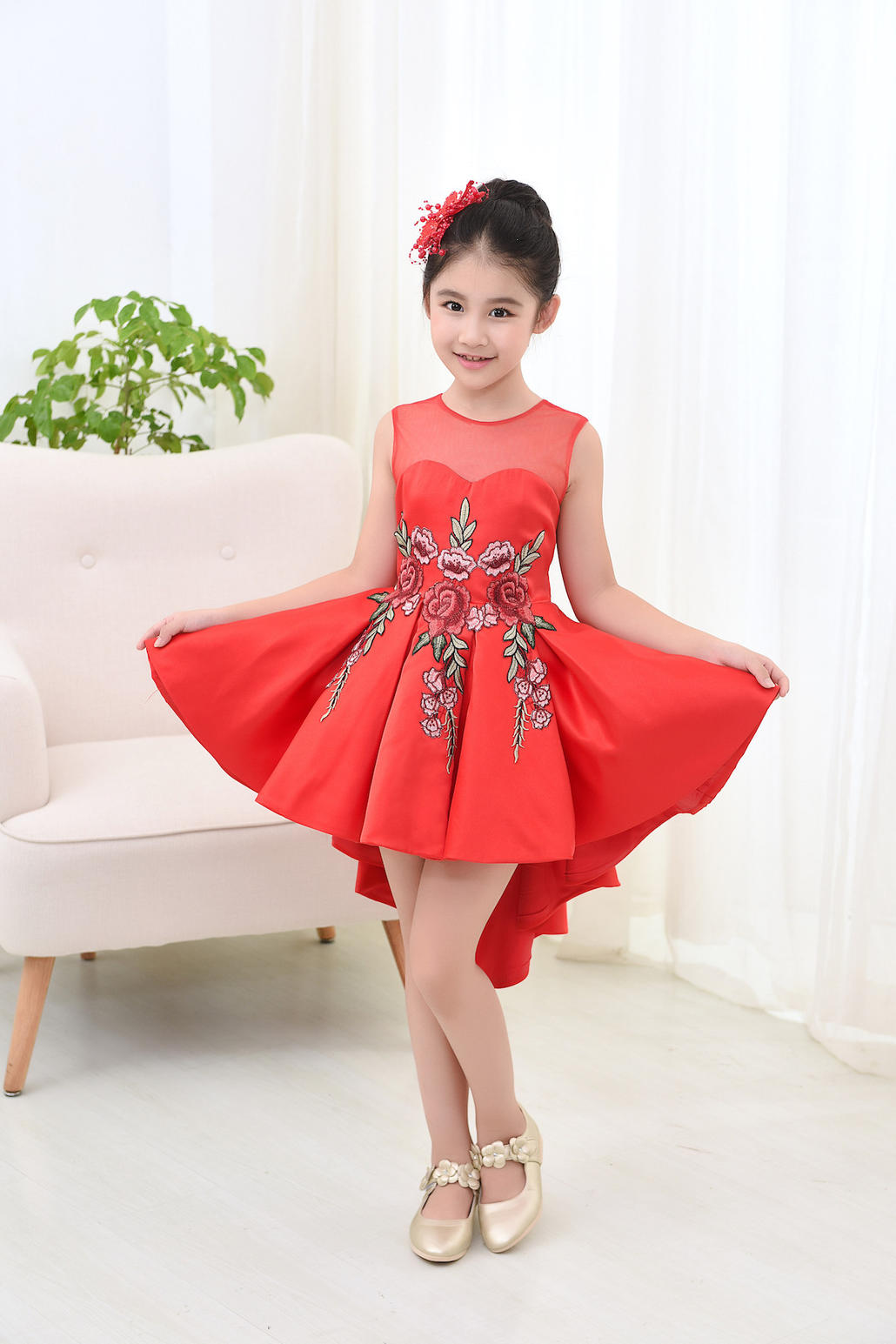 Quần áo biểu diễn mới cho trẻ em, váy xòe, váy công chúa, bé gái, trang phục guzheng, học sinh tiểu học và trung học, hợp xướng đồ bộ bé trai