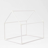 Покрытие [есть полка более трехмерной]