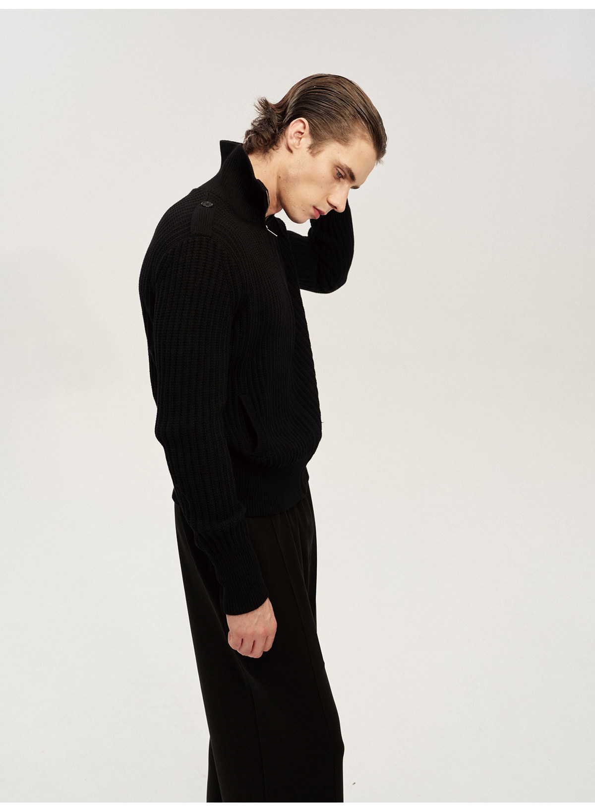 JCAESAR Shoulder-Strap Turtleneck Ribbed-Knit Cardigan