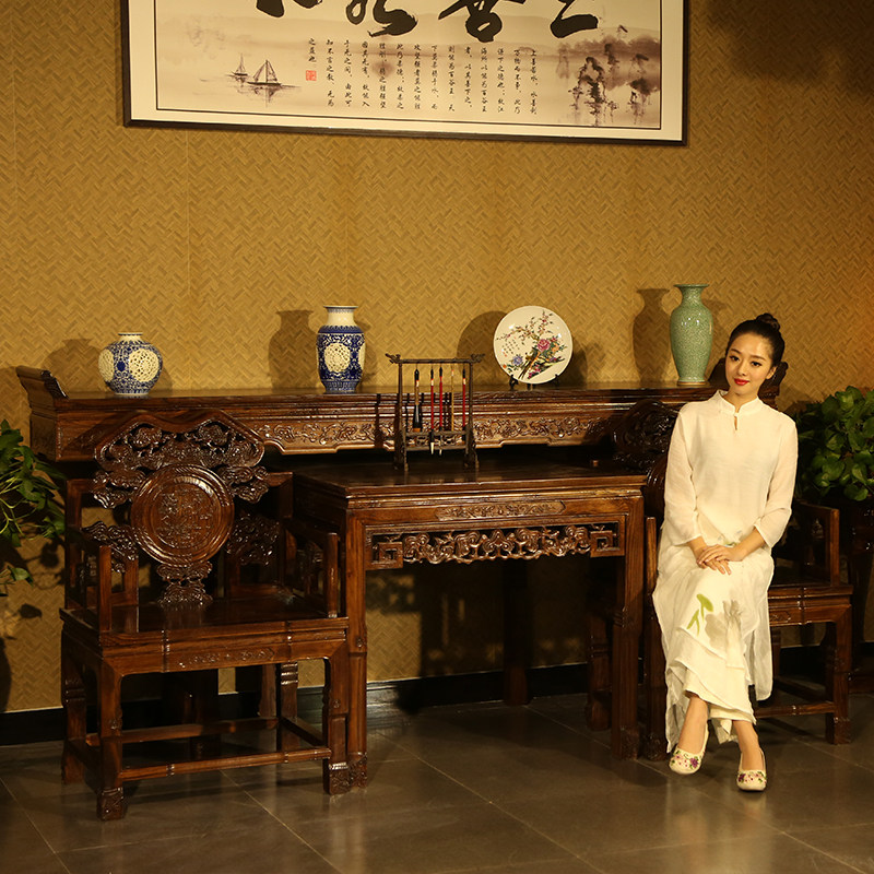 Chinese-style solid wood Zhongtang six-piece home Taishi chair Eight Immortals table four-piece rural Buddhist hall for table antique case