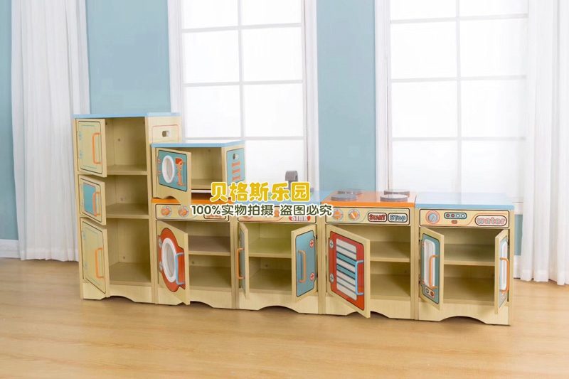 Tủ mô phỏng năm mảnh mẫu giáo giáo dục sớm đa chức năng búp bê nhà bếp mô hình tủ dạy đồ chơi - Đồ chơi gia đình bộ xếp hình
