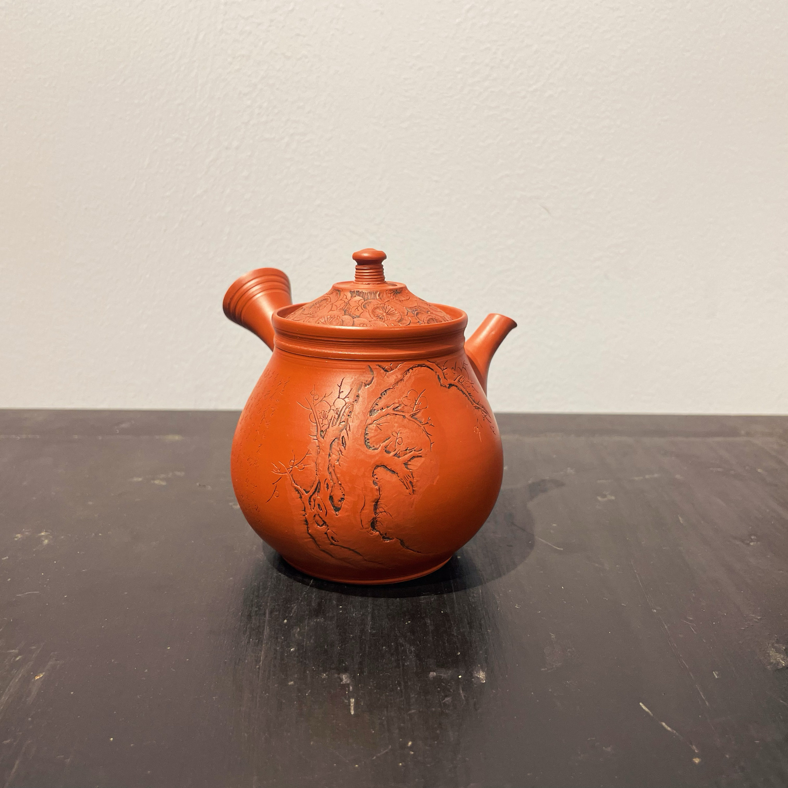 村越風月造/白道刻/常滑陶工/朱泥/細密彫刻/急須/横手茶注/煎茶