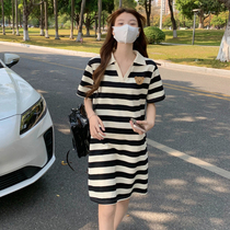 Femme enceinte Courbe à manches courtes Robe Collar Dress Polo Collar Striped Over Knee Long Skirt Summer Easy Gestation of late Tidal Moms Long Dress