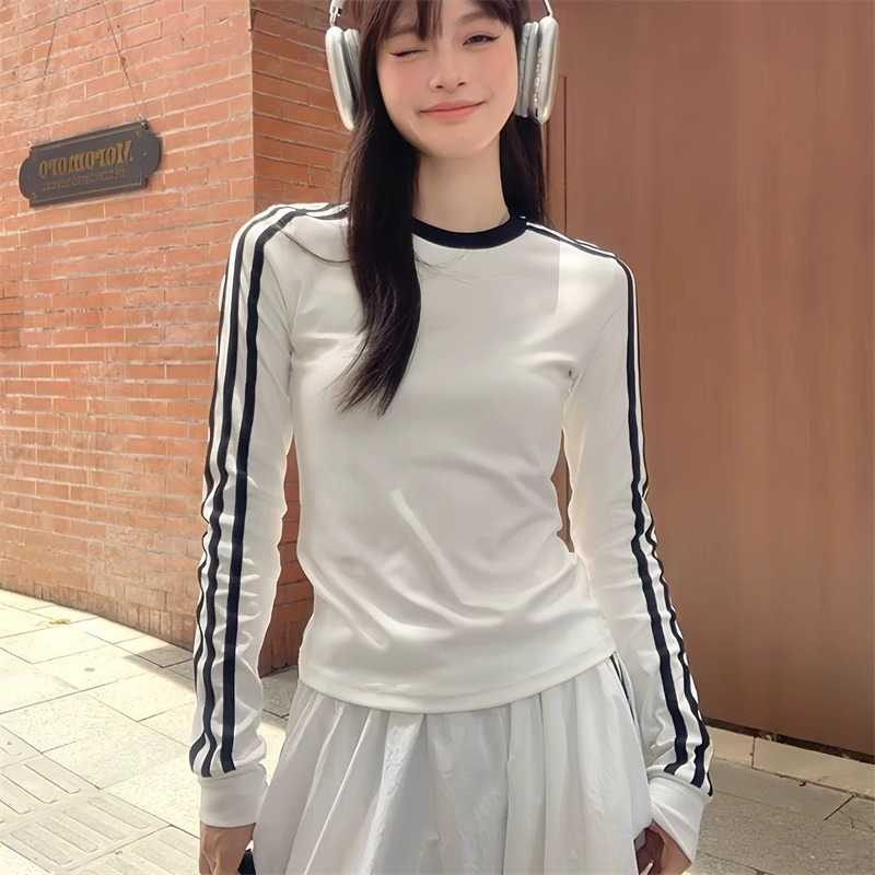 Brand Discount | Striped Regular Shoulder Long Sleeve T-Shirt Spring and Autumn Top for Petite Women, Slimming and Versatile Embroidered Sweatshirt