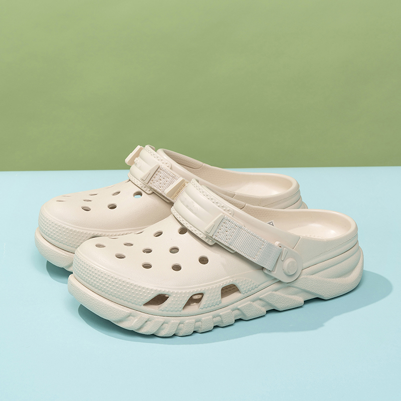 Spring and Summer Clogs for Men and Women, Outdoor Casual Couple Beach Shoes, Thick-Soled, Closed-Toe, Breathable, Non-Slip, Water-Resistant Sandals