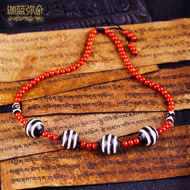(Ghana Blue Pearl) Tibetan Jewelry South Red Manau Locks Bone Chain Triple drugmaker Everest Everest Beads Accessories for women's money chain