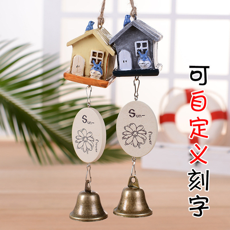 Teacher's Day gifts for teachers and men and women birthday gifts Japanese-style creative chinchilla house wind chimes resin bells ornaments