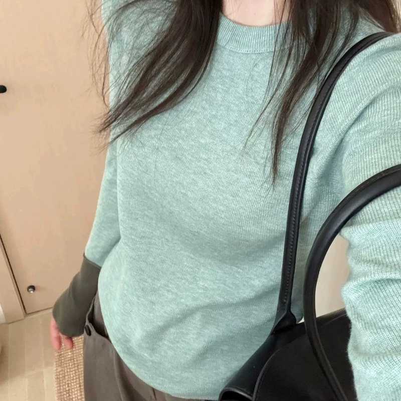 Mint-Colored Round-Neck Knit Sweater for Women, Slim-Fit Pullover, Relaxed Korean Style, Elegant and Complexion-Enhancing, Long-Sleeve Base Top Mint-Colored Round-Neck Knit Sweater for Women, Slim-Fit Pullover, Relaxed Korean Style, Elegant and Complexion-Enhancing, Long-Sleeve Base Top