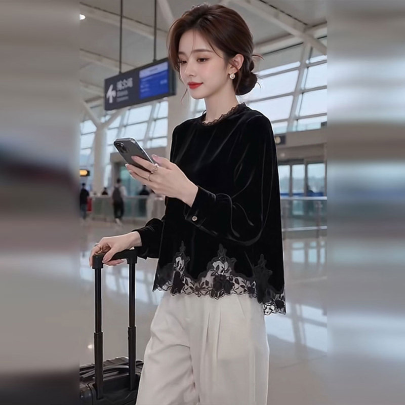 French-Style Elegant Lace-Spliced Velvet Blouse with a Stylish and High-End Feel, Versatile Design, and Trendy Back-Button Shirt