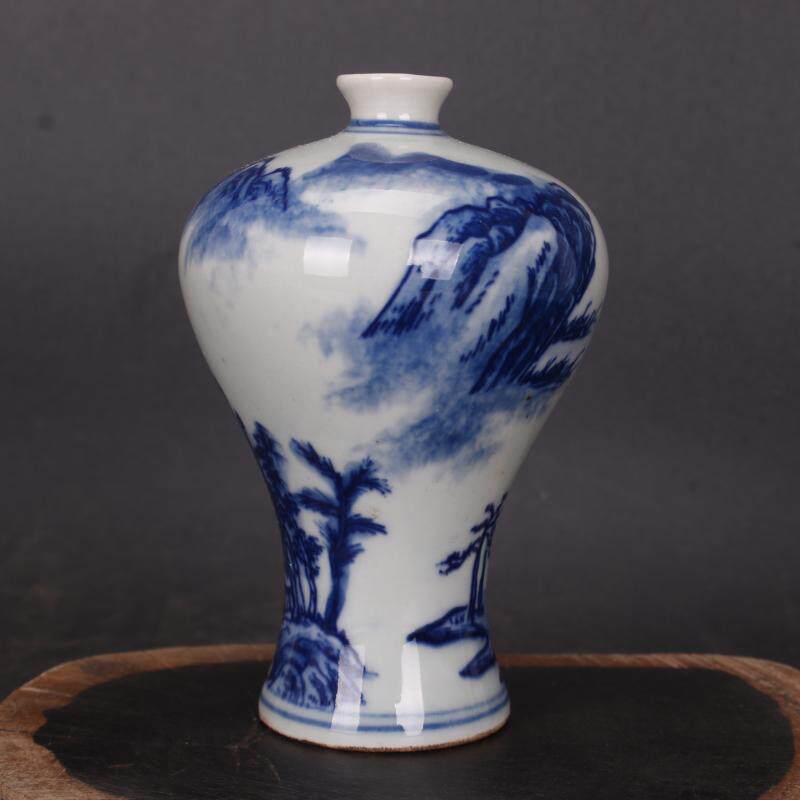 Qing Dynasty Handmade Blue and White Landscape Pattern Plum Bottle Jingdezhen Antique Porcelain Antique Antique Frame Decoration