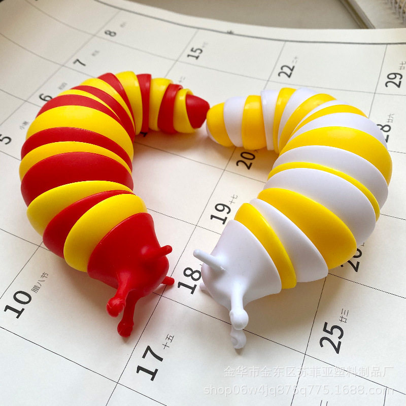 Игрушка fat brain slug articulated flexible 3d slug fidget toy all a @Ibiey