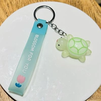 Зеленая кожаная веревка