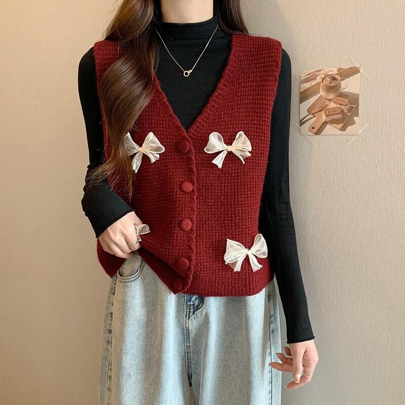 Chic V-Neck Bow Knitted Sweater for Women 2026 Spring New Red Layered Top Sweater Vest
