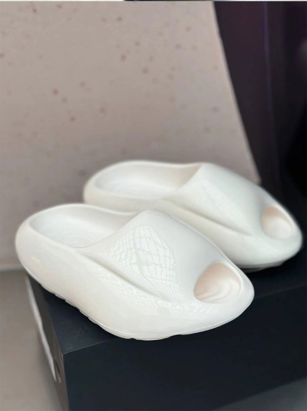 Whale Exclamation Mark Whale Carbon Number Sandals Comfortable Thick-Soled Casual Loafers for Men and Women