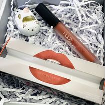 Huda Beauté Matte Matte not stained with a cup lip Glazed Bean Paste with Persistent Lipstick RED Icon