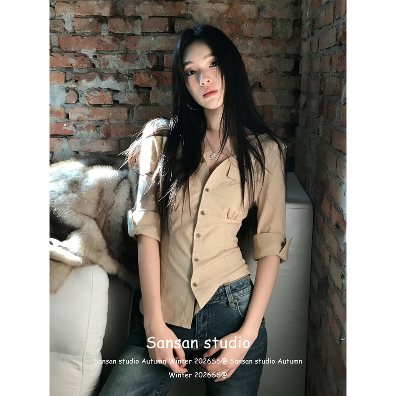 Korean-Style Cinched Waist Mid-Sleeve Shirt for Women, Early Spring Outfit, High-End Feel, Slim-Fit, Slimming, Pocketed, Trendy Top