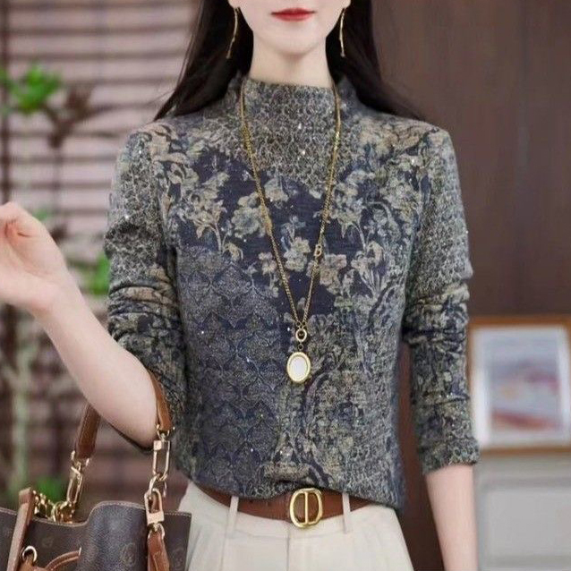 Trendy Gold-Stamped High-End Printed Double-Sided Fleece Base Shirt for Women, 2026 Autumn and Winter New Style, Warm Long-Sleeve Top for Layering Trendy Gold-Stamped High-End Printed Double-Sided Fleece Base Shirt for Women, 2026 Autumn and Winter New Style, Warm Long-Sleeve Top for Layering