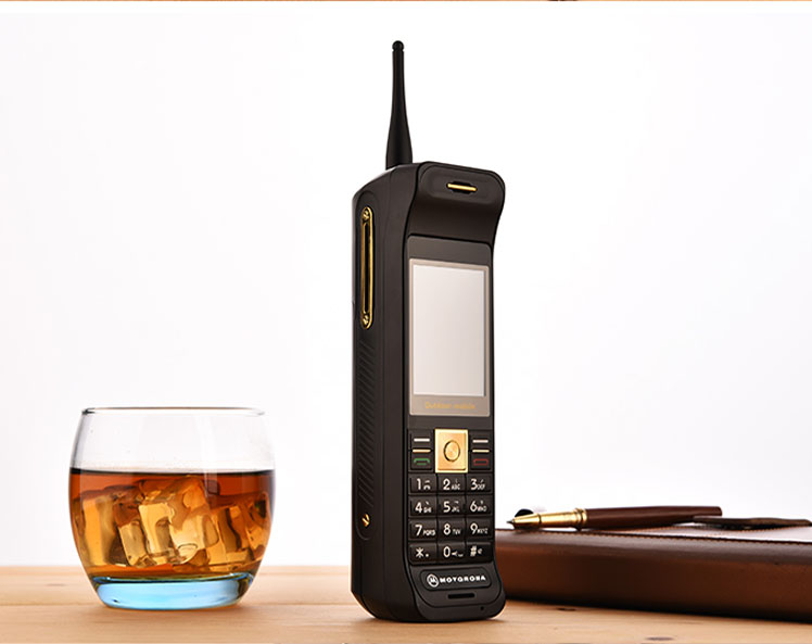 điện thoại di động retro mới thanh màn hình cảm ứng siêu dài chờ kho báu phí kẹo ttpc10 máy nhân vật màn ảnh rộng lớn tuổi - Điện thoại di động giá điện thoại samsung