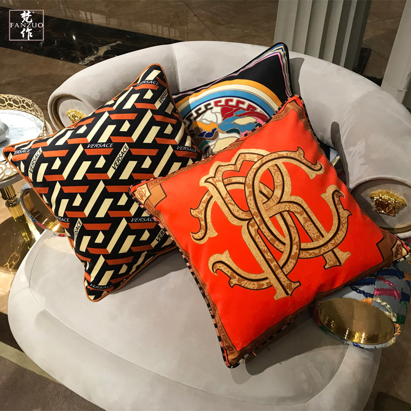 Versace Silk-Printed Pillow, Imported Cowhide Velvet, Light Luxury Cavalli Pillow, Cc High-End Fendi Large Pillow