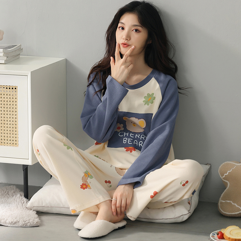 2022 New sleepwear ladies spring and autumn in long sleeves pure cotton cartoon thin autumn and winter home clothes all cotton set group