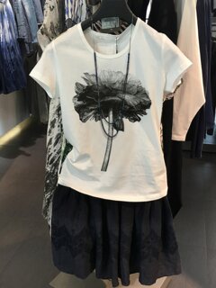 Evening shirt saint dior ~ ink peony ~ environmentally friendly printing ~ simple slim fit and versatile ~ pure cotton short-sleeved t-shirt for women