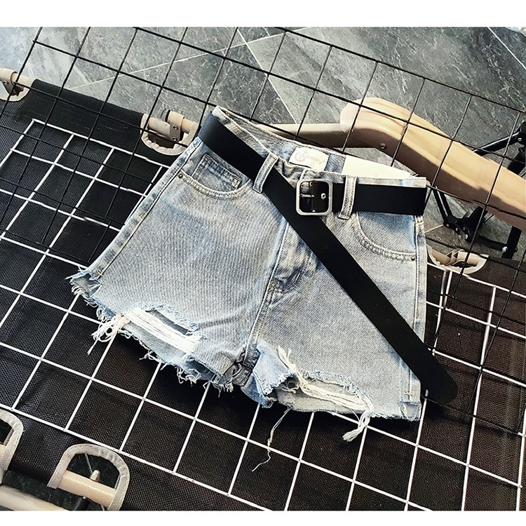 Light blue denim shorts women loose 2019 summer new high waist hole wide leg wear net red hot pants tide