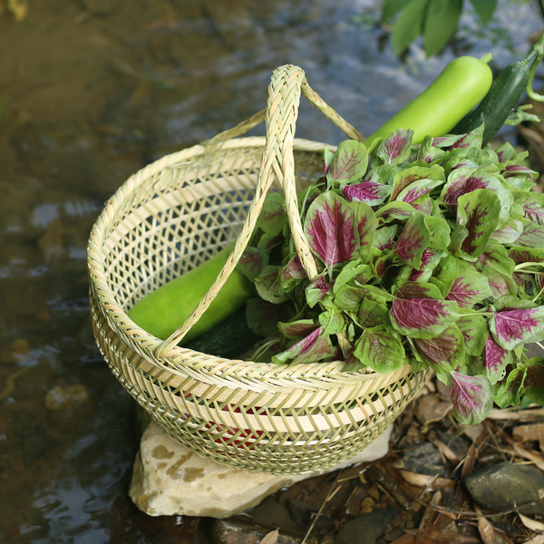 Large Handmade Bamboo Basket for Home Use, Portable for Shopping, Vegetable Picking, and Kitchen Storage, Long and Round Shape