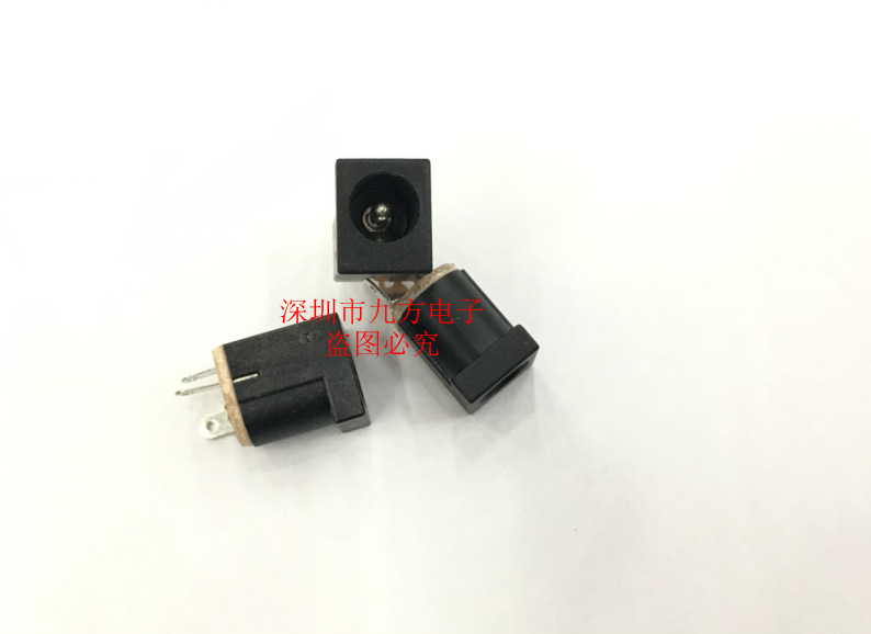 DC-012 DC power DC socket 5 5 * 2 5MM DC005 180 degrees foot three-foot vertical round needle
