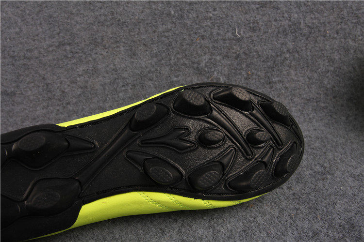 Chaussures de football - Ref 2442060 Image 8