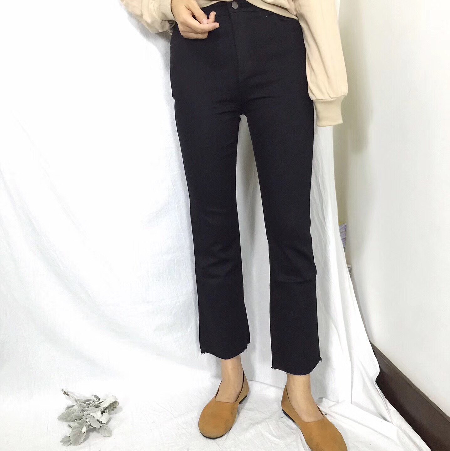 Europe station 2021 spring net red with high waist elastic display slim horn pants wool edge 90% mesh red inner lap pants woman