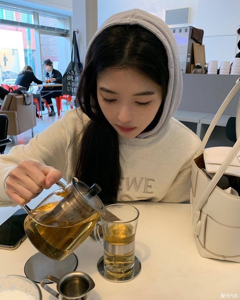 茶香缘百茶批发的LOGO
